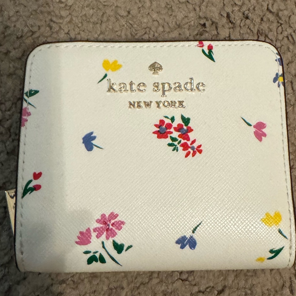 Kate Spade floral wallet